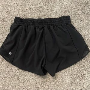 Lululemon hotty hot hr 2.5”